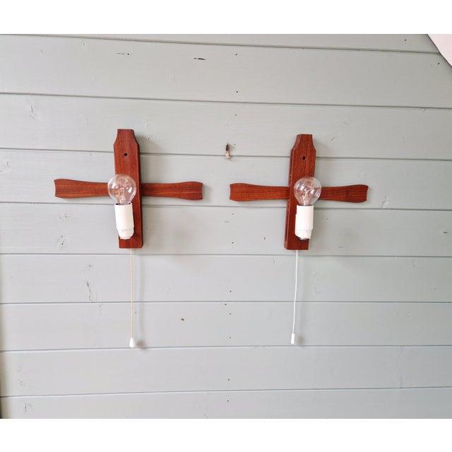 Scandinavian Wall Sconces in Teak and Granular Plastic Resin, 1960s, Set of 2 For Sale - Image 12 of 17