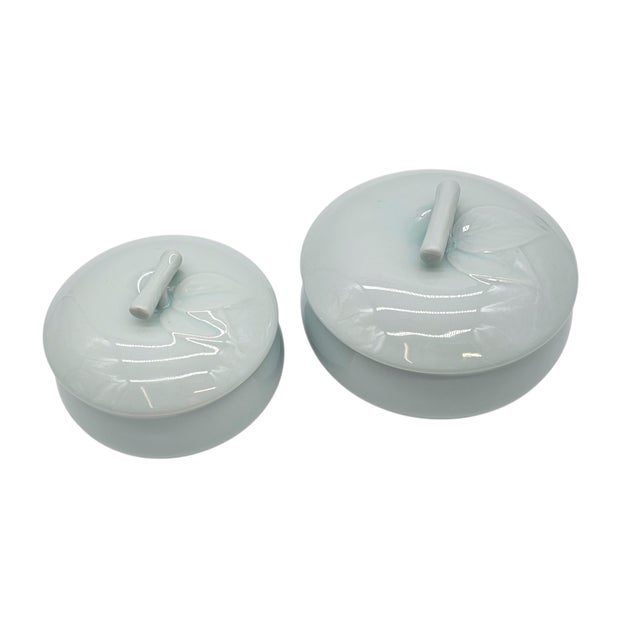 Traditional Set of 2 Vintage Korean Celadon Lidded Serving Bowls With Grapevine and Leaf Relief For Sale - Image 3 of 10