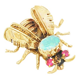 Vintage 14k Yellow Gold Bee Pin With a White Opal and Synthetic Ruby Eyes For Sale