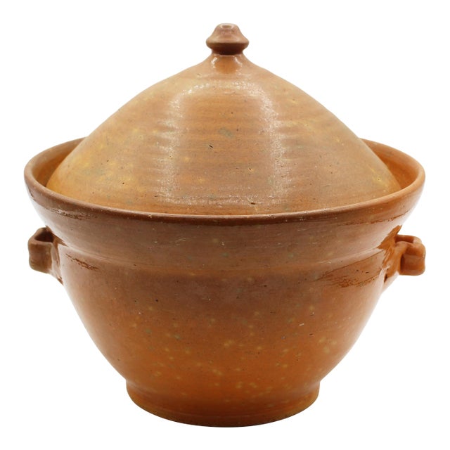 Circa 1921-1959 American 1st Period Jugtown Stamped Pottery Covered Soup Tureen For Sale