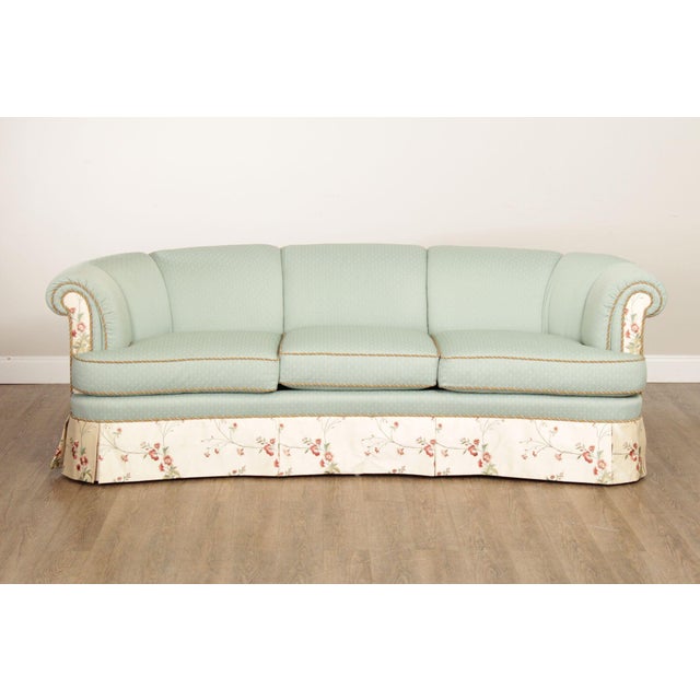 High Quality Vintage Curved Arm Three-Seat Sofa with Pleated Floral Skirt