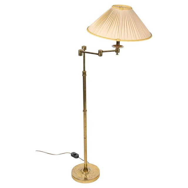 Gold Reading Floor Light in Gilded Brass, 1990s For Sale - Image 8 of 8