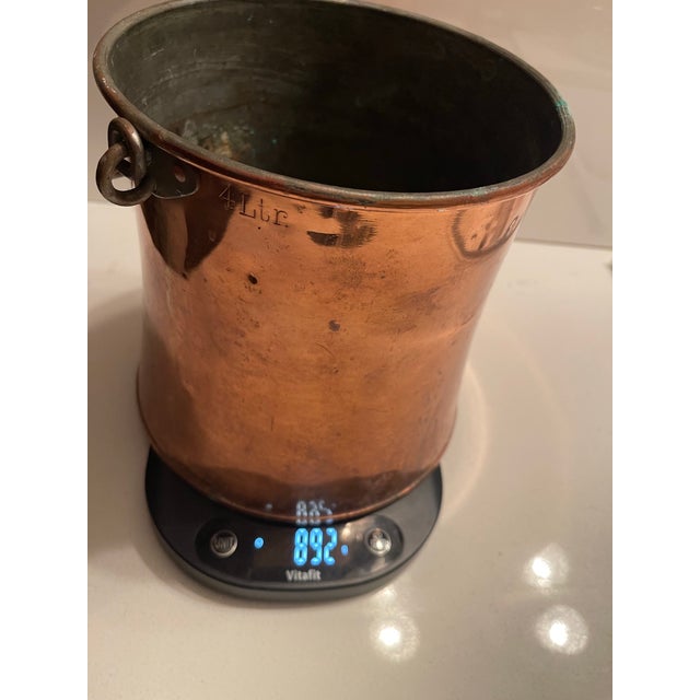 19th Century European Copper 4 Liter Hanging Hearth Pot – Rich Patina For Sale In San Diego - Image 6 of 12