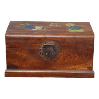 1980s Hardwood Jewelry Casket, Mother‑of‑Pearl Inlaid Fortune Character & Children Motif Storage Box With Lock Hardware For Sale