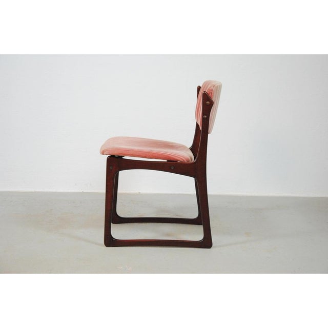 Danish Dining Chairs in Tanned Oak and Pink Upholstery attributed to Poul Hundevad, 1970s, Set of 6 For Sale - Image 6 of 15