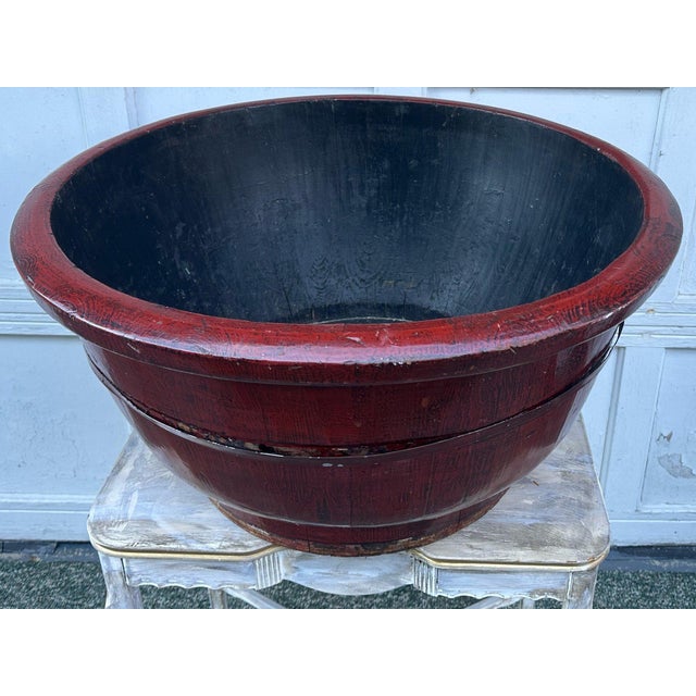 19th Century Antique Chinese Red Lacquered Wood Bowl For Sale - Image 5 of 11