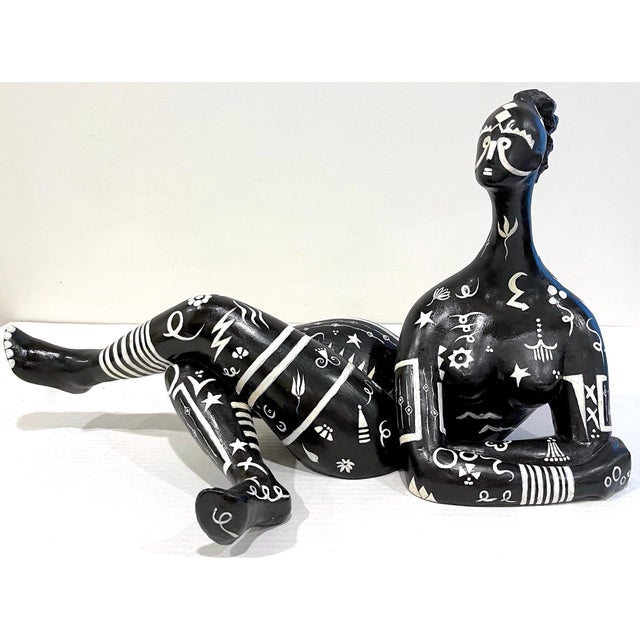 Mid 20th Century Modern Black & White Sculpture of a Reclining Tribal Tattooed African Queen For Sale - Image 5 of 12