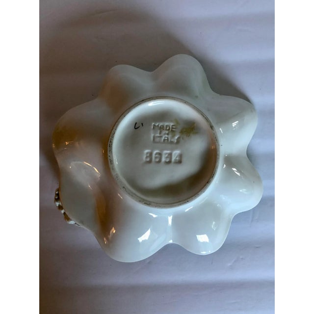 Majolica Italian Cauliflower Scalloped Edged Bowl For Sale - Image 9 of 11