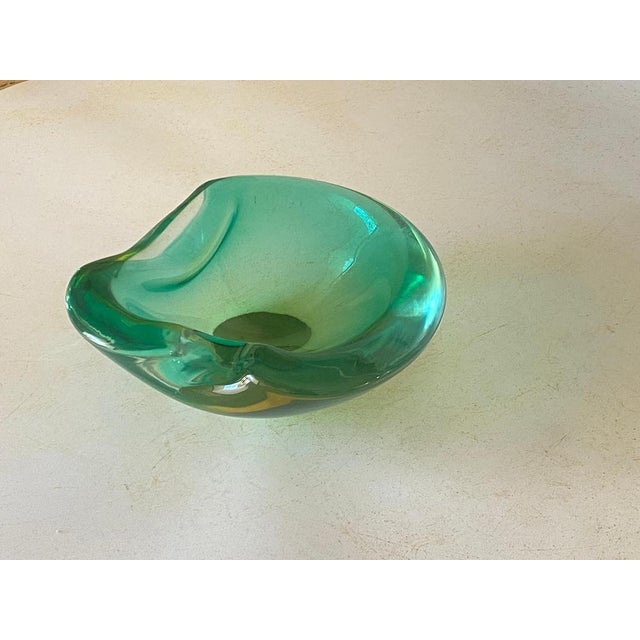 1970s Vide Poche or Ashtray in Green Murano Glass, Italy, 1970s For Sale - Image 5 of 18