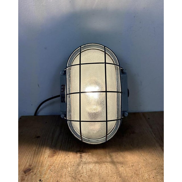 Industrial Cast Aluminium Wall Light with Frosted Glass from Elektrosvit, 1970s For Sale - Image 14 of 17