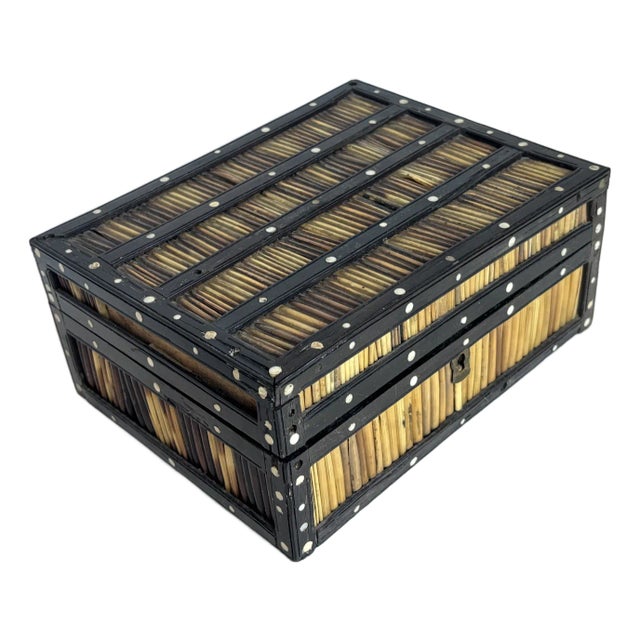Early 20th Century Porcupine Quill Box With Bone Inlay For Sale