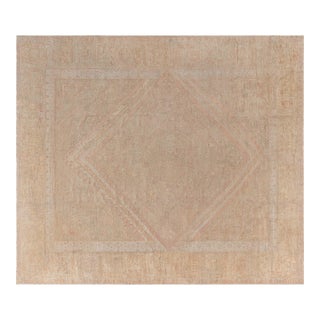 Exquisite 1880s Antique Turkish Oushak Rug in Soft Apricot and Sand Tones For Sale