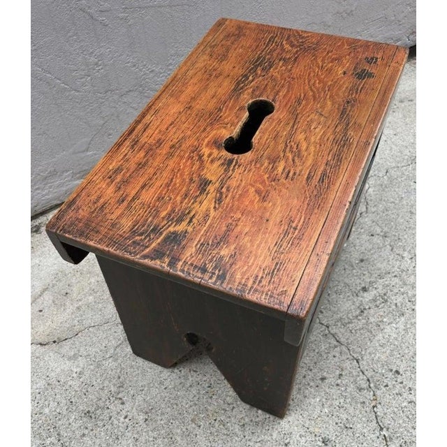 Rustic 19Thc Painted Foot Stool From Pennsylvania For Sale - Image 3 of 7