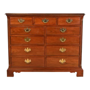 Thomasville Georgian Solid Mahogany Eleven-Drawer Dresser or Chest of Drawers
