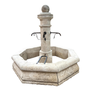 Pernes French Limestone 4-Spout Center Fountain With Shaped Basin Walls