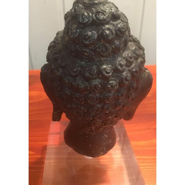 Metal Antique Burmese Bronze Buddha Head with Acrylic Glass Base, 1900s For Sale - Image 7 of 9