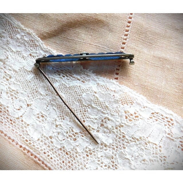 Mid-Century Modern Blue Square Cut Art Deco Stone Bar Pin, Seed Pearl, Silver For Sale - Image 3 of 12