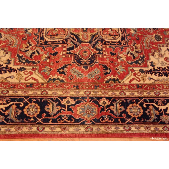 Nazmiyal Collection Persian Heriz Medallion Design Area Rug For Sale - Image 4 of 7