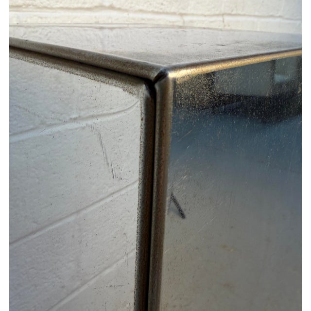 Metal Mid-Century Modern Stainless Mirrored Pedestal For Sale - Image 7 of 10