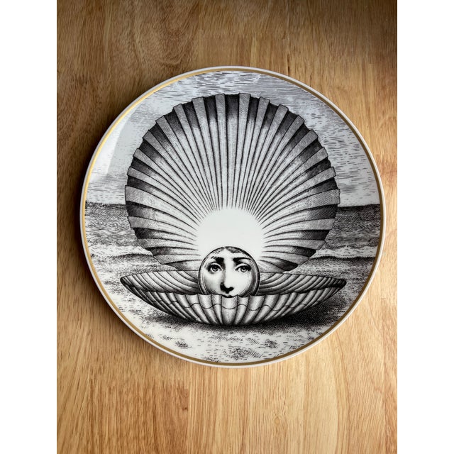 1980s 1980s Rosenthal Classic Fornasetti Motiv 41 Plate - Clam Shell For Sale - Image 5 of 5