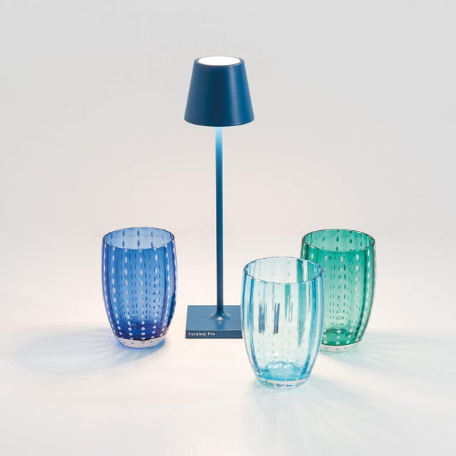 LED light with polycarbonate diffuser Offered in choice of 16 colors Full range touch dimming Color temperature selection...