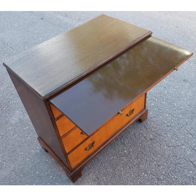 1940s 1940s Baker Furniture Satinwood and Walnut Chest With Pull Out Tray For Sale - Image 5 of 12