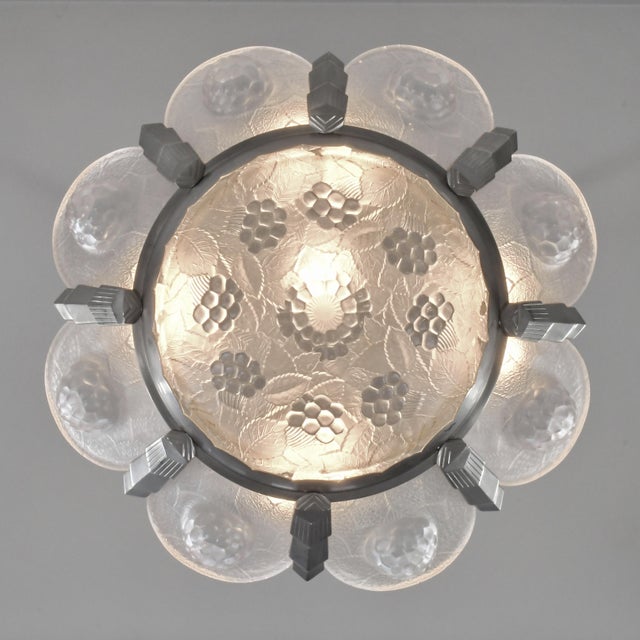 French Art Deco Chandelier by Simonet Freres - 1930 France For Sale - Image 9 of 14
