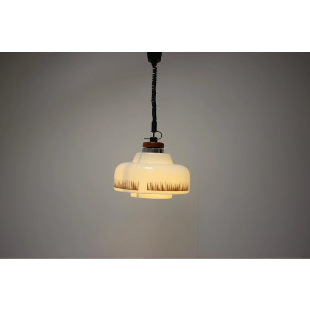 Gold Mid-Century Adjustable Glass Pendant, 1970s For Sale - Image 8 of 10