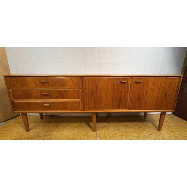 Vintage Teak Sideboard from Turnidge of London, 1960 For Sale - Image 10 of 12