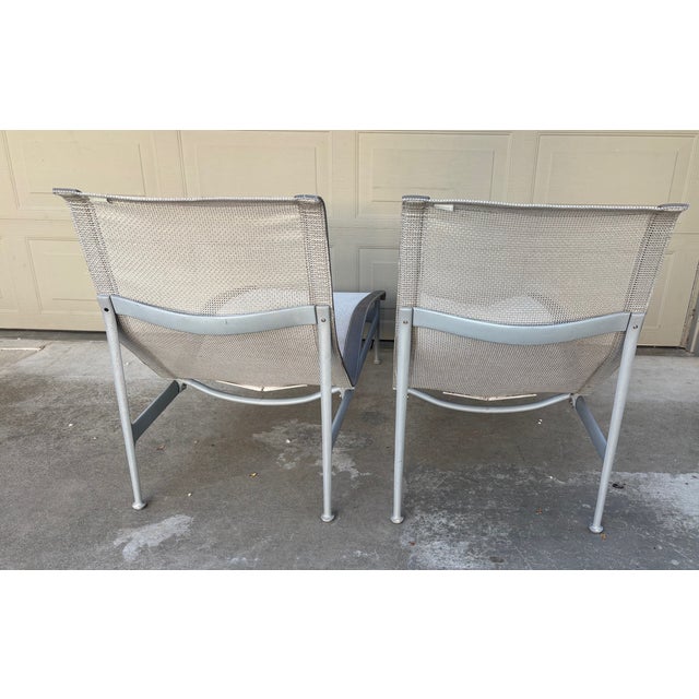 Richard Schultz Pair Richard Schultz Knoll Chaise Lounge Chair Aluminum Mesh Modern Patio Pool For Sale - Image 4 of 10