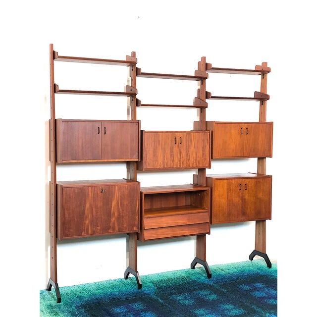 Vintage Three-Bay Bookcase by Vittorio Dassi, 1960s For Sale - Image 4 of 18
