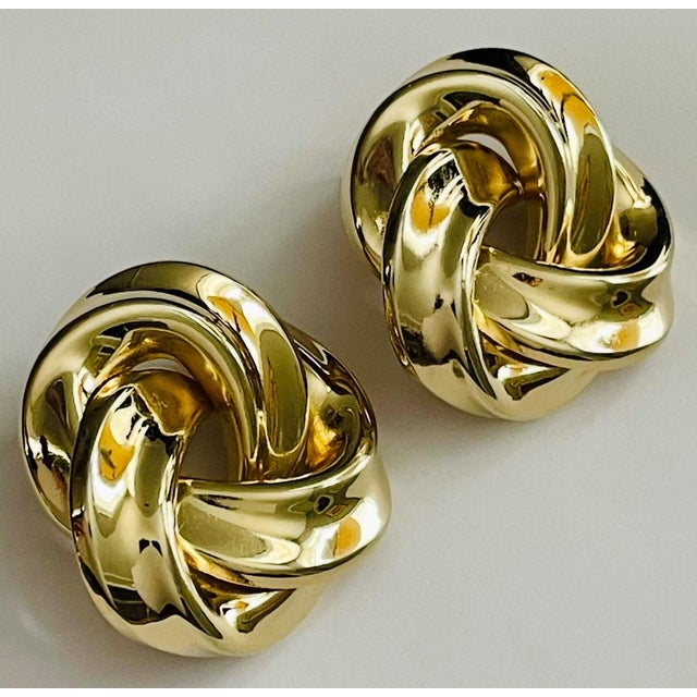 French Large 1980s Runway Love Knot Earrings Pierced Sculptural Gold Tone Statement, A Pair For Sale - Image 3 of 10