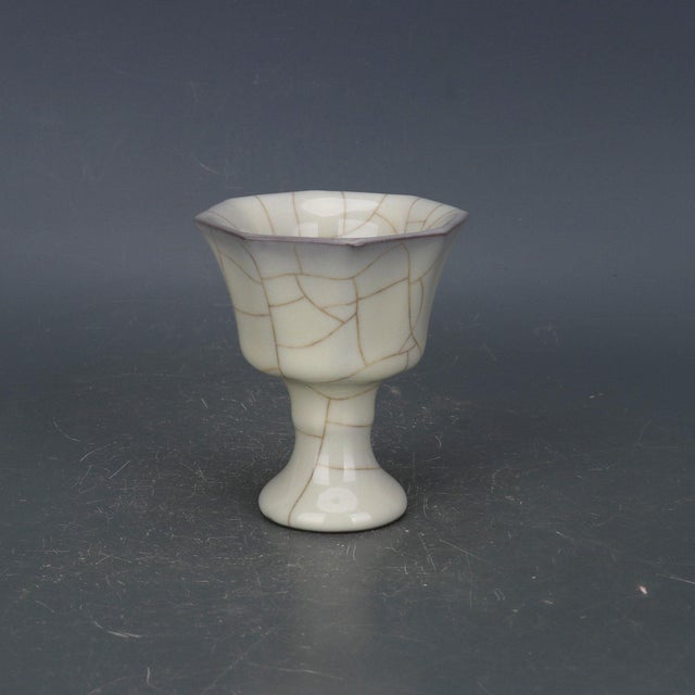"W-8.6cm,H-10cm Experience the beauty and elegance of Chinese history with our Chinese Vintage Porcelain Handcrafted with...