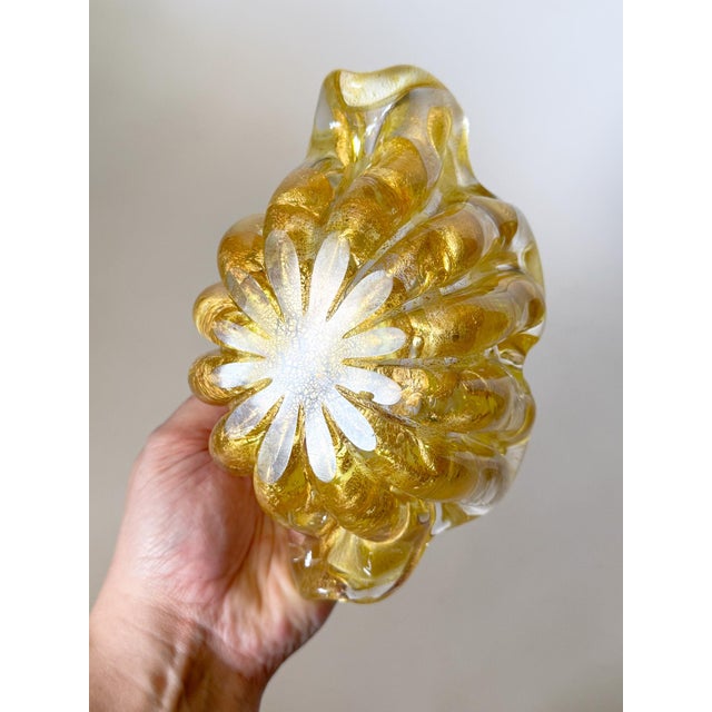 1950s Barovier & Toso Murano Yellow Spots Gold Flecks Italian Art Glass Flower Form Bowl For Sale - Image 11 of 16