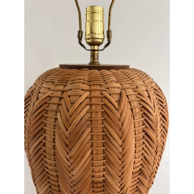 Wood Vintage 1970s Woven Rattan Table Lamp – Sculptural Urn Form Boho Coastal For Sale - Image 7 of 9