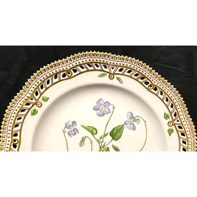Neoclassical Royal Copenhagen Flora Danica 9" Plate, Viola Canina L, Gilt Border For Sale - Image 3 of 9