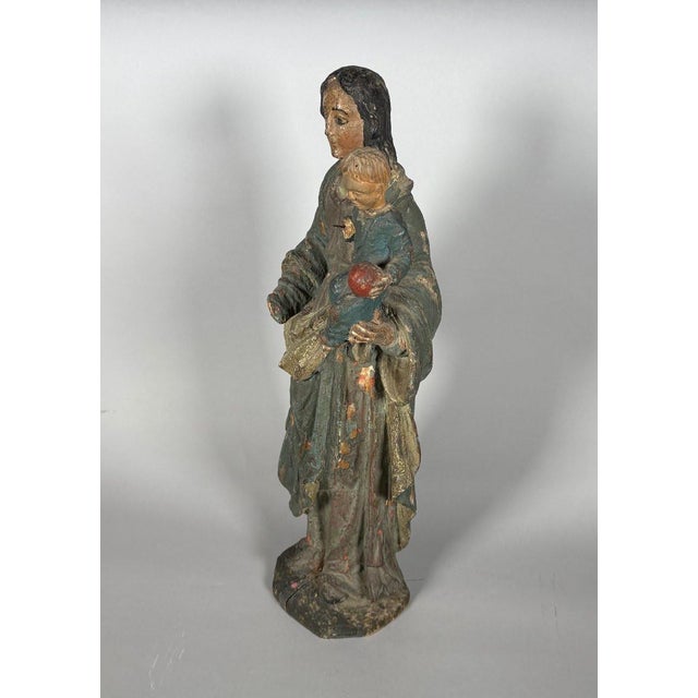 The Virgin and Child, polychrome carved wood, 18th century For Sale - Image 4 of 7