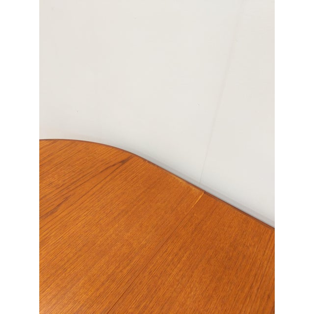 Vintage Mid Century Modern Teak Extendable Dining Table by G Plan For Sale In New York - Image 6 of 13