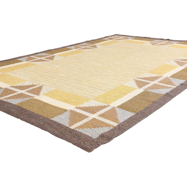 79392 Vintage Swedish Rollakan Rug, 05'05 x 08'01. The Nordic Cadence: A Vintage Swedish Rollakan Masterpiece of...