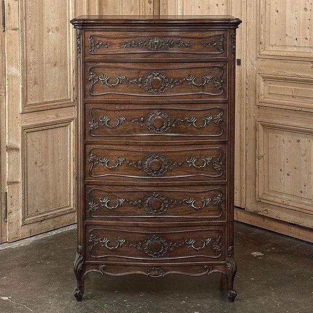 Early 20th Century Louis XV Style French Solid Walnut Chiffoniere For Sale - Image 5 of 18