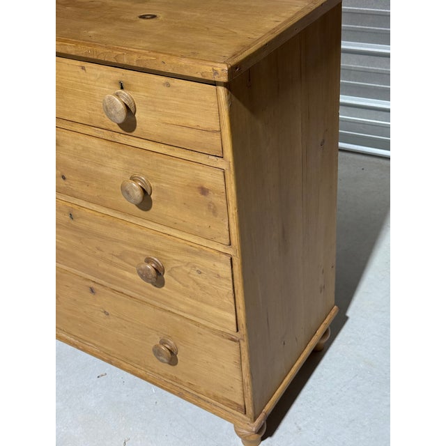 Mid 19th Century Antique Pine Two Over Three Drawers - Chest of Drawers From England For Sale - Image 5 of 18