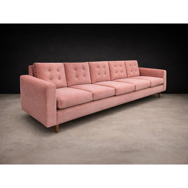Joaquim Tenreiro “Rectangular” Four-Seat Sofa in Hardwood & Antique Rose Velvet by Joaquim Tenreiro, Brazil, 1950s - Lot 501 For Sale - Image 4 of 14
