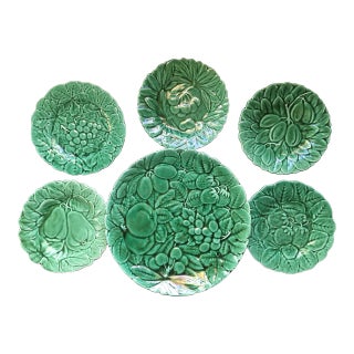 Vintage Sarraguemines Fruit Patterned Green Glaze Serving Platter & Small Plates Set- 6 Pieces For Sale