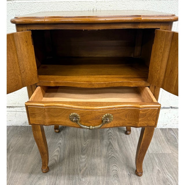 This is a gorgeous vintage Davis Cabinet Company French Country oak nightstand, side table, or end table 415 Night Table...