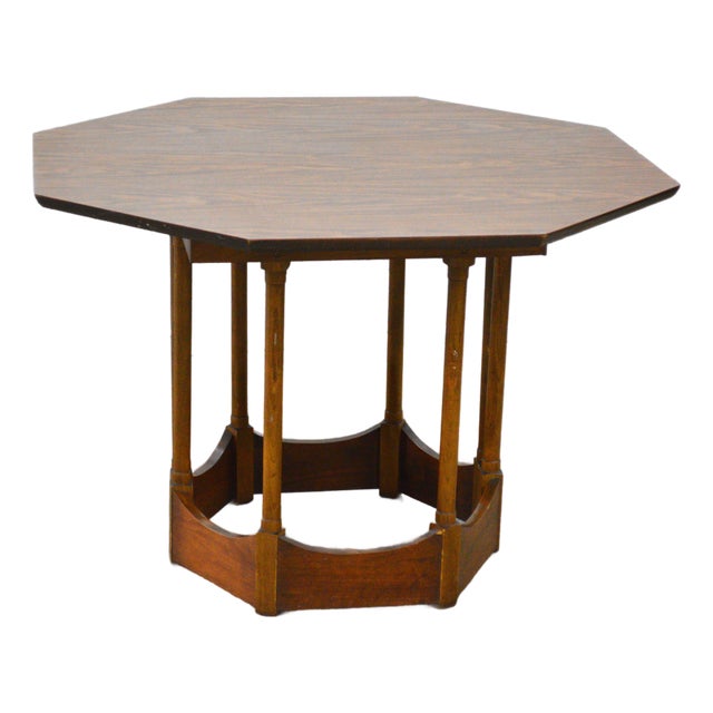 Warren Church Style Octagonal Dining Table W/Extension Leaf For Sale