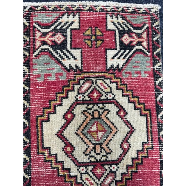 Turkish Yastik Rug 1'5" x 2'10" For Sale - Image 4 of 5