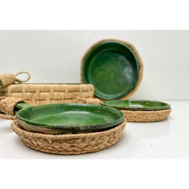 Vintage French Green Ceramic Glazed Bowls with Straw Base, 1970s, Set of 5 For Sale - Image 10 of 12
