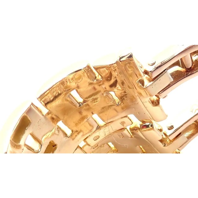 1980s 1980s Pair of Cartier Maillon Panthere Diamond 5 Row Hoop Yellow Gold Earrings For Sale - Image 5 of 16