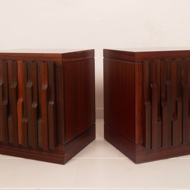 Mid-Century Gaetano Padouk Wood Nightstands by Luciano Frigerio for Frigerio, 1970s, Set of 2 For Sale - Image 9 of 18