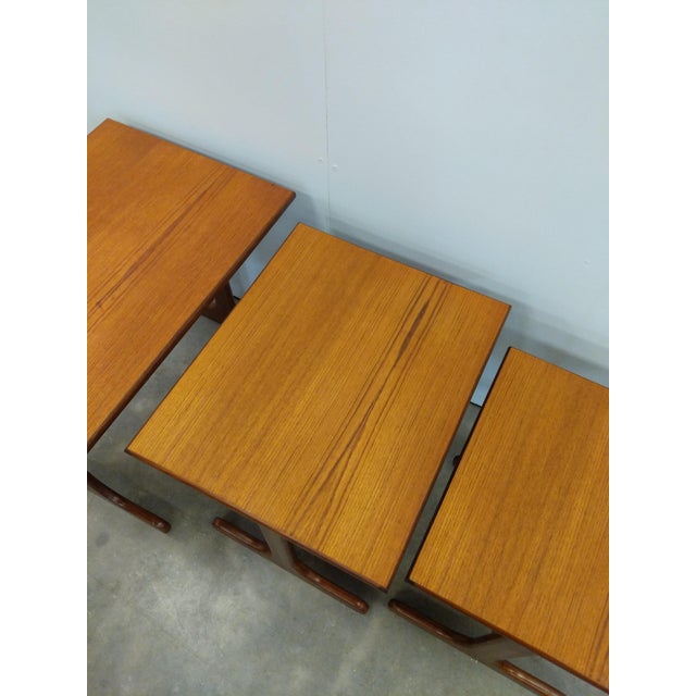 Set of Vintage Mid Century Modern Teak Nesting Tables by G Plan For Sale In New York - Image 6 of 9
